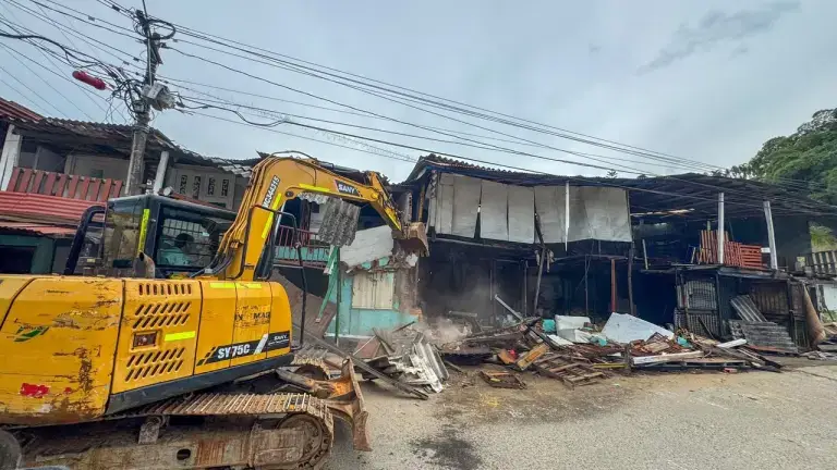 Demoliciones en Antioquia.Gobernación de Antioquia